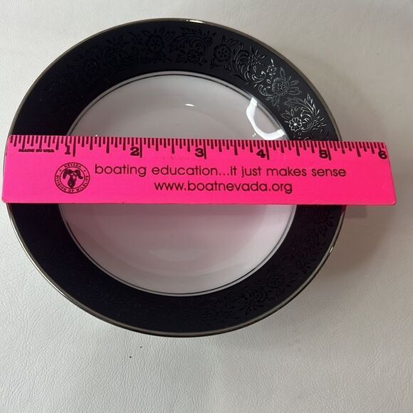 Noritake Bowl Dessert Ice Cream Dish White Gray Silver 5 1/4 Round Mirano Japan - Picture 3 of 6